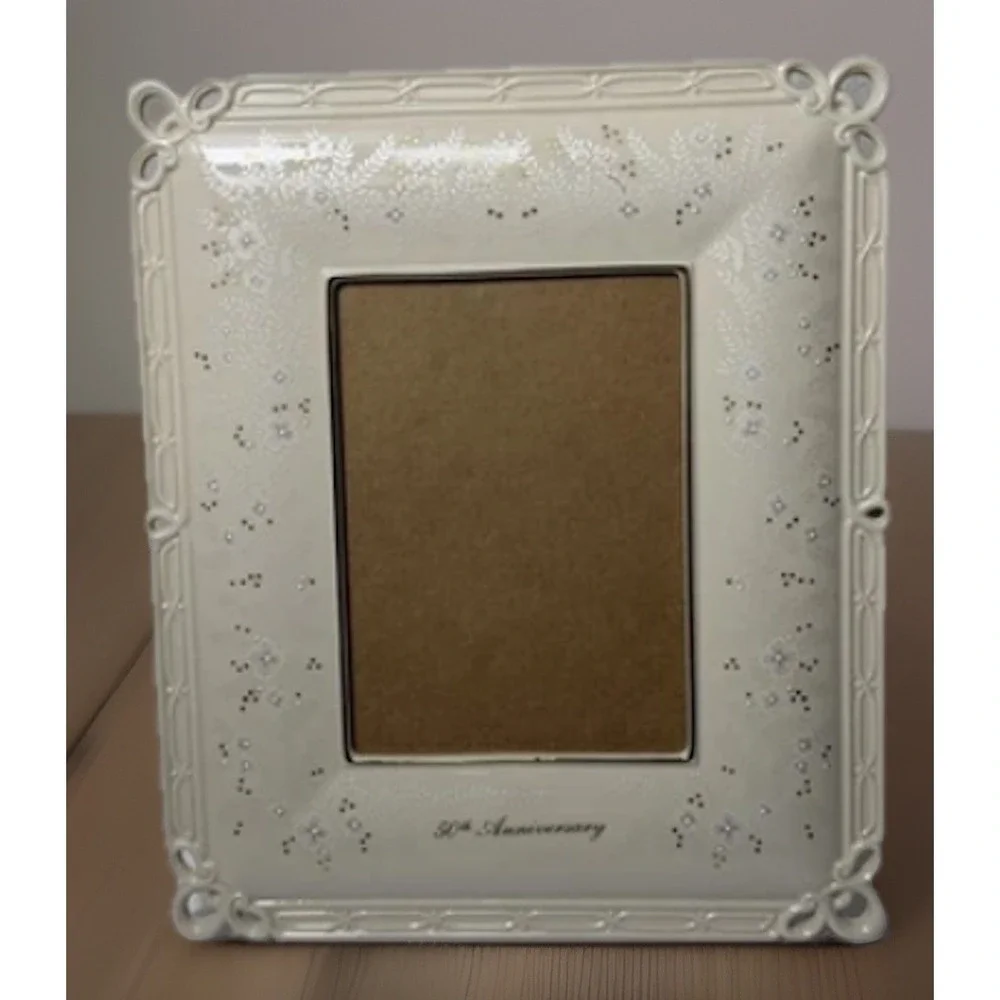 Lenox‎ Wedding Promises 50th Anniversary 5x7 Porcelain Picture Frame Ivory Gold